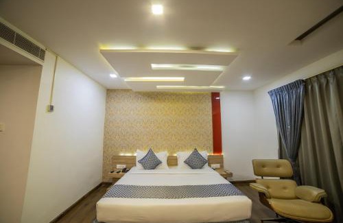 Coimbatore Hotel | Poppys Tower (A UNIT OF POPPYS KNIT WEAR)