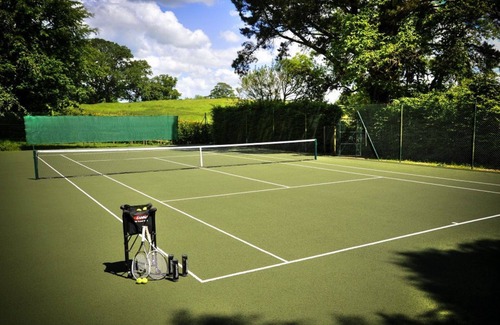 Tawstock Cottage | Popular family friendly cottages, heated indoor pool, 'Corner Cottage' sleeps 4