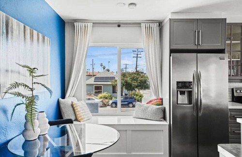 University Heights House | PORCHLIGHT HOME Central San Diego FREE parking