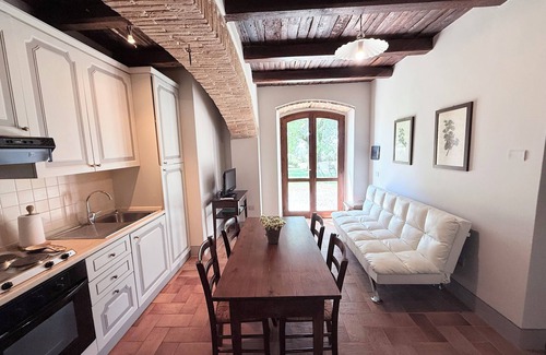 Poreta Other | PORETA BIOFARM/SPOLETO CENTRE 5 KMS/SLPS 8/SHOPS, BARS ETC 1 KM/ROME 1 HR/WIFI