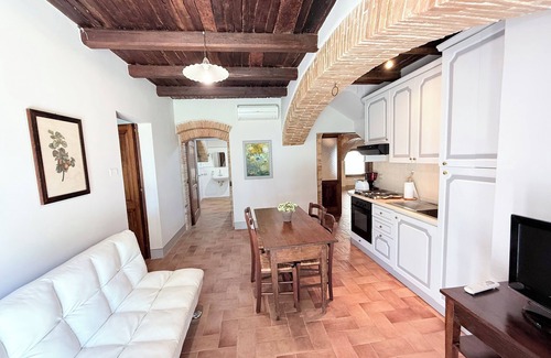 Poreta Other | PORETA BIOFARM/SPOLETO CENTRE 5 KMS/SLPS 8/SHOPS, BARS ETC 1 KM/ROME 1 HR/WIFI