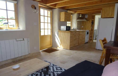 Plougasnou House | Port-Blanc Beach Cottage in Plougasnou