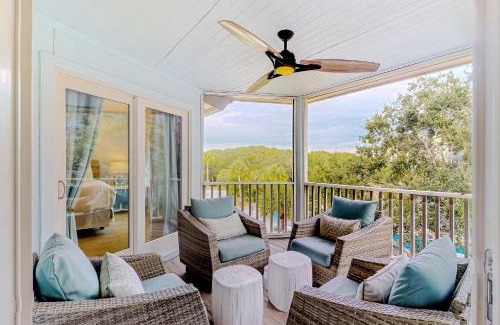 Isle of Palms Apartment | Port O' Call G-303