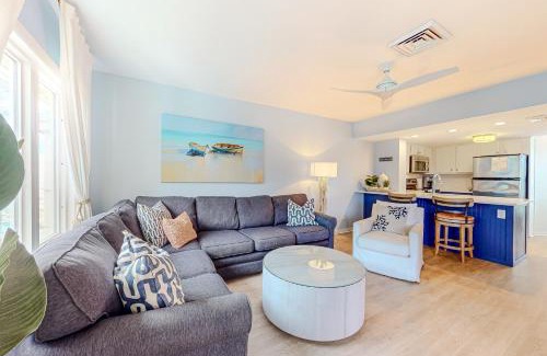Isle of Palms Apartment | Port O' Call G-303