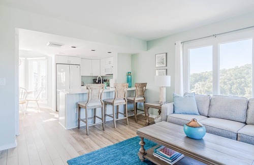 Isle of Palms Condo | Port O' Call G304 - Oceanview! Atlantic Escape!