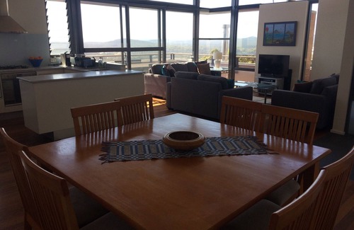 Boat Harbour Apartment | Port Stephens coastal beach & views- 400 m to beach