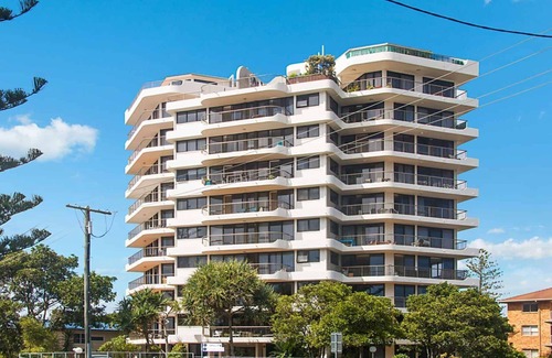 Bilinga Apartment | Porta Pacifique 10 - Beachfront with stunning views!