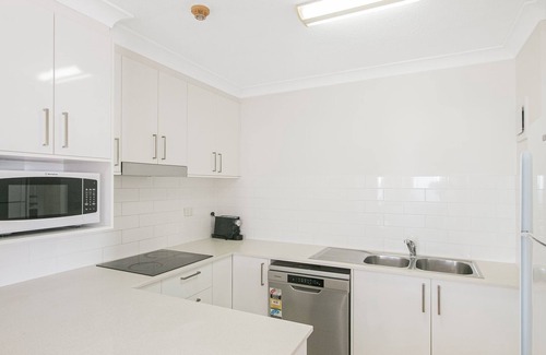 Bilinga Apartment | Porta Pacifique 23 - Beachfront Bilinga - Min. 3 Night Stays
