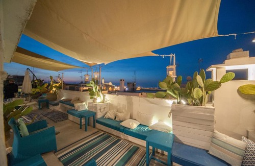 Trani Bed & Breakfast | Portadamare