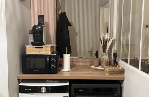 Issy-les-Moulineaux Apartment | Porte de Versailles - Parking Gratuit