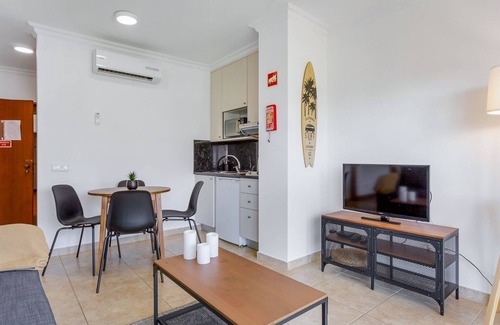 Portimao Apartment | Portimão 1BDR Paradise by LovelyStay