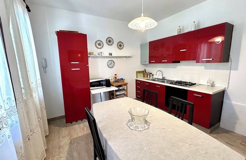 Montebelluna House | Portion of a country house