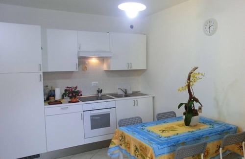 Aprilia Marittima Villa | Porto Antico - Two-room apartment with garden