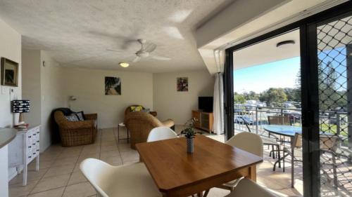 Dicky Beach Apartment | Portobello By The Sea Unit 34