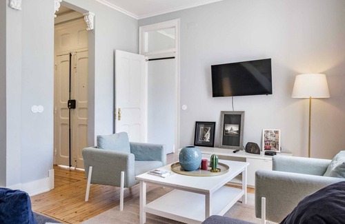 Sao Jorge de Arroios Apartment | Portugal Portfolio - Cardo White Duplex