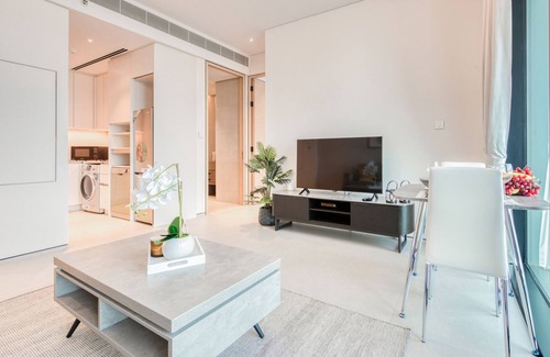 Jumeirah Apartment | Posh 1BR at The Address Residences in JBR by Deluxe Holiday Homes