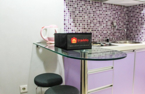 Pluit Apartment | Posh 2BR Apartment at Green Bay Pluit By Travelio