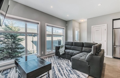 Kensington House | Posh Oasis in Kesington