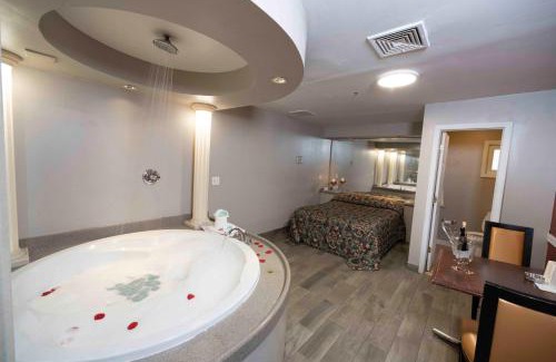 Avenel Hotel | Post Road Inn Motel