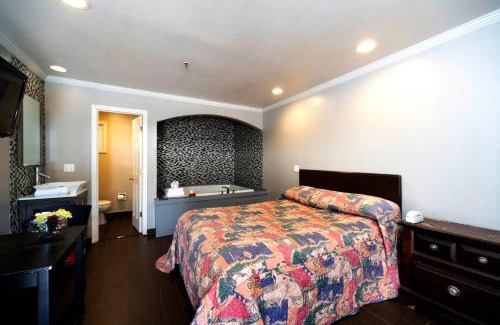 Avenel Hotel | Post Road Inn Motel