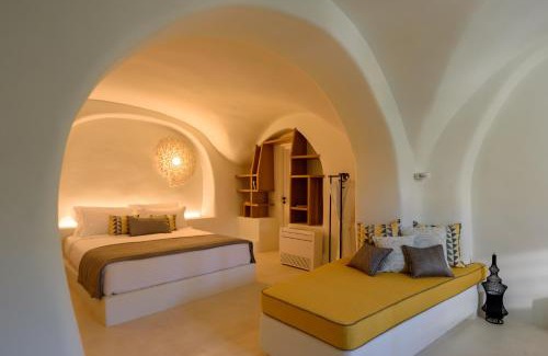 Episkopi Gonias Villa | Potamos Luxury House, Private Pool, Santorini