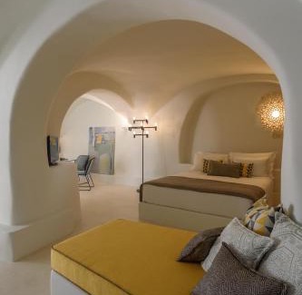 Episkopi Gonias Villa | Potamos Luxury House, Private Pool, Santorini