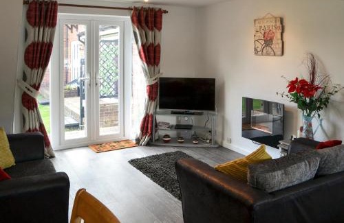 Wroxham House | Pottergate Cottage