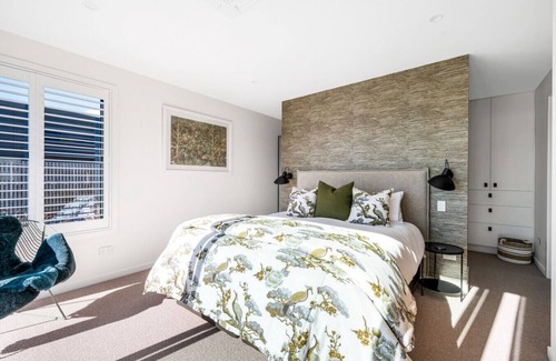 Wanaka Villa | Pounamu House Hosted by NZSIR Luxury Rental Homes