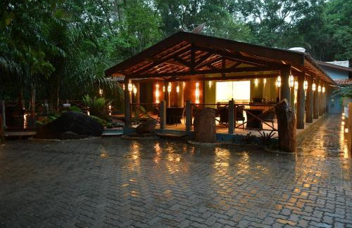 Aguas de Lindoia Hotel | Pousada Chão de Folhas SPA Boutique