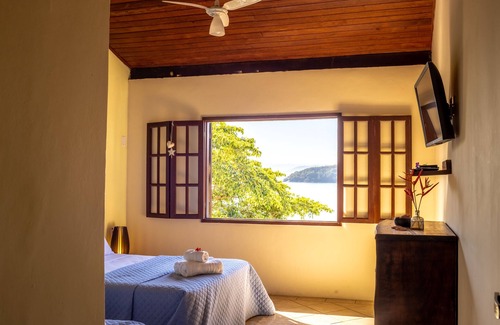 Praia de Aracatiba Hotel | Pousada Cruzoé