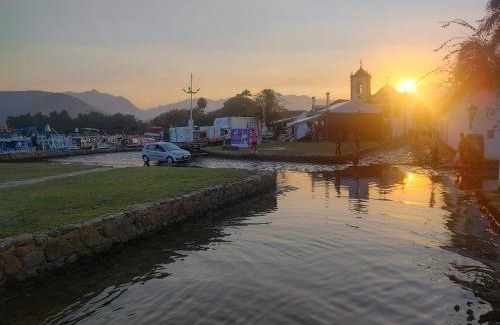 Pontal Hotel | Pousada Dádiva Lirío Encantado a passos da Praia do Pontal e Centro