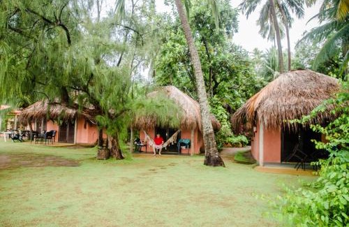 Barreira do Boqueirao Hotel | Pousada Doze Cabanas