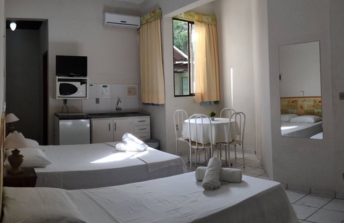 Bombas Hotel | Pousada Elfos