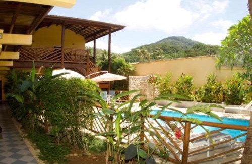 Toninhas Hotel | Pousada Maui