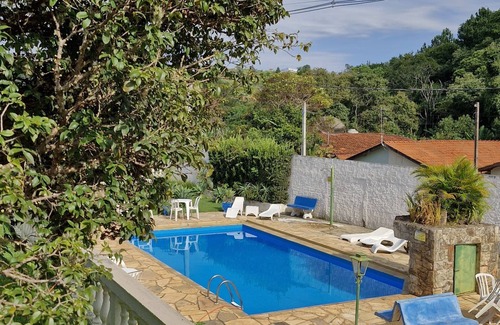 Serra Negra Hotel | Pousada Renascença Aconchegante com Piscina