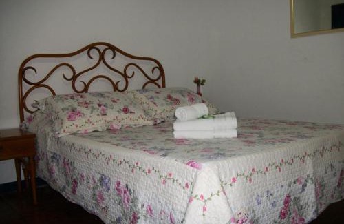 Campo Alegre Hotel | Pousada Ypê Amarelo