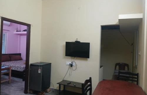 Thiruvidaimarudur House | PR Home Stay