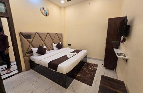 Faizabad House | prabh aasra