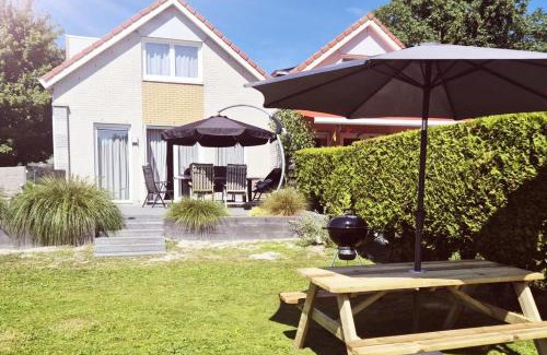 Makkum House | Prachtige vakantievilla aan IJsselmeer Makkum