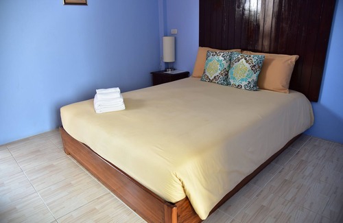 Pak Nam Pran Hotel | Pran Crescent