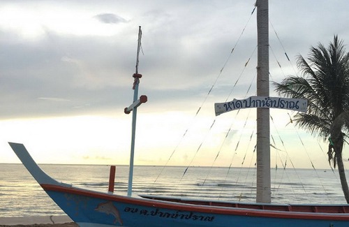 Pak Nam Pran House | Pranburi beach house at 25 pound/room. Short or Long stay welcome