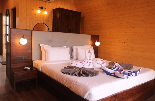 Una Hotel | Praveg Beach Resort Ghoghla Diu