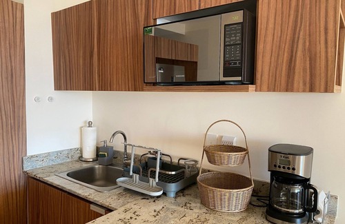 Boca del Rio Apartment | Premium 2-BED/2-BTHR Aprt with AC, WiFi, 3 pools, in fabulous Playas del Conchal