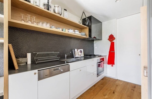 Fitzroy Apartment | Premium Executive Apt. in the Heart of Fitzroy