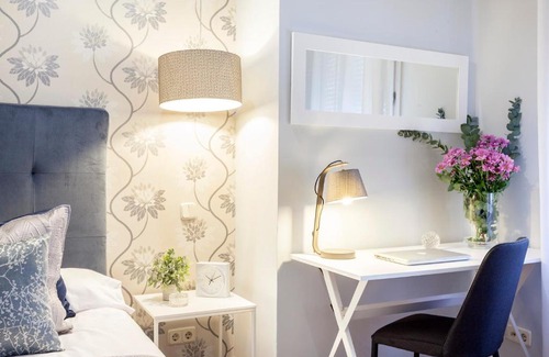 Milla de Oro Apartment | Premium Home Recoletos - 5BR 3BT