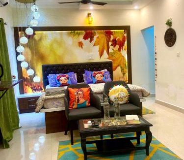 Bommasandra House | Premium Pent house with Hot bath Tub near ECity - Luxe KING size bed with Large Sitout area