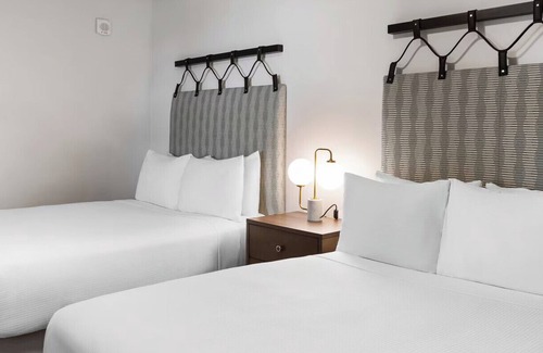 Park Scottsdale Nine Resort | Presidential Condo near Phoenix Open