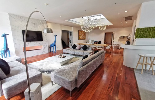 Chidlom Apartment | Presidential Suite (900 sqm)