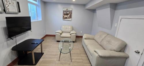 Ajax House | Prestige Accommodation Self-contained 2 Bedrooms Suite
