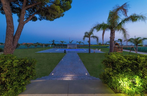 Menfi Villa | Prestigious villa w/pool, 6 km from blue flag beach, Mediterranean style